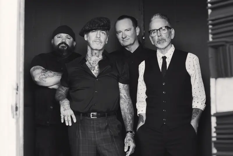 Social Distortion